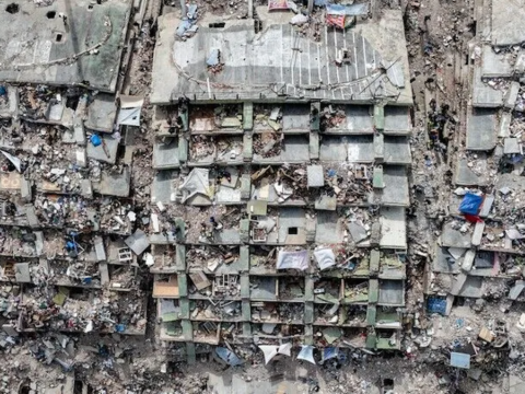 Venezueladaki depremde can kaybi sayisi 5 bin 119a cikti Zm56QcWF